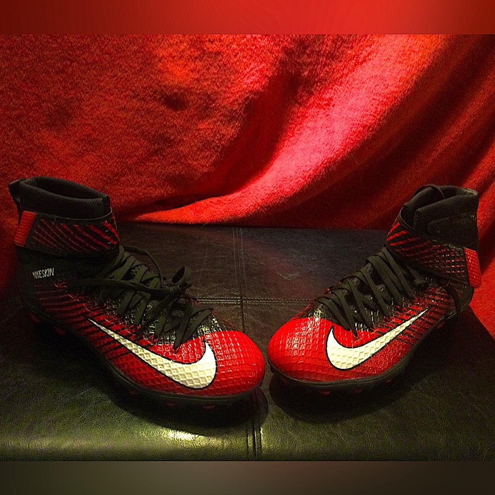 Nike Lunarbeast Elite TD football cleats